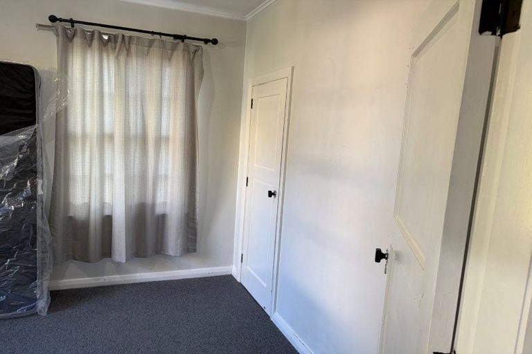 Photo of property in 25 Piko Crescent, Riccarton, Christchurch, 8041
