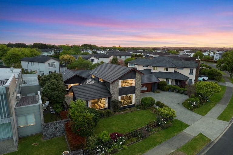 Photo of property in 10 Lake Drive, Karaka, Papakura, 2113