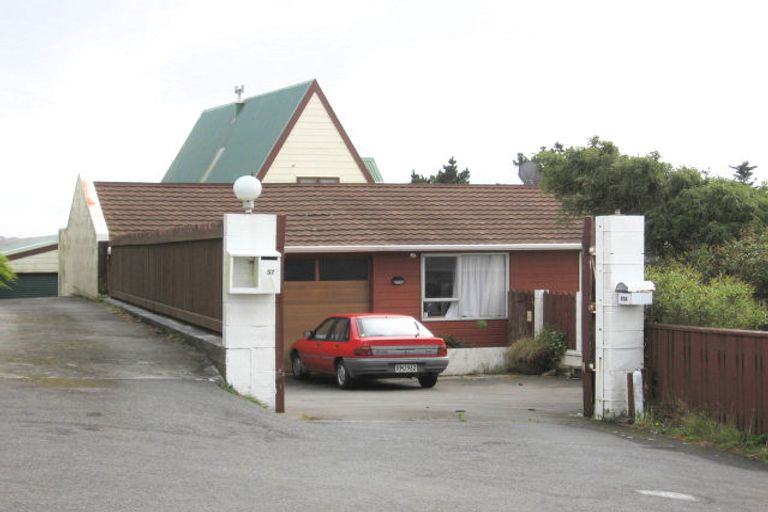 Photo of property in 57 Ruskin Road, Newlands, Wellington, 6037