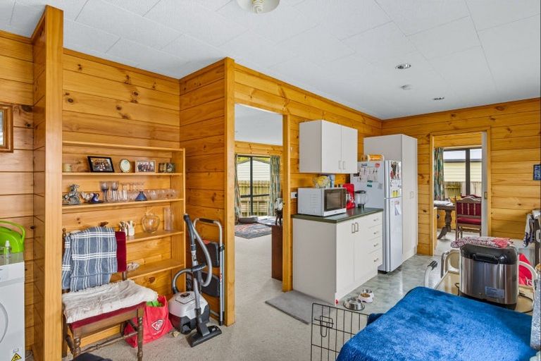 Photo of property in 57 Tiro Tiro Road, Levin, 5510