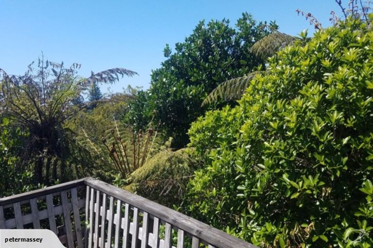 Photo of property in 9 Rangitoto Terrace, Milford, Auckland, 0620