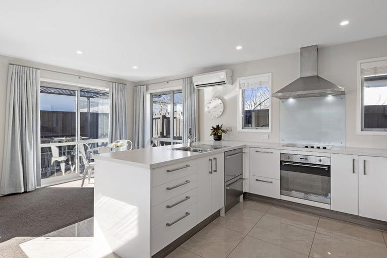 Photo of property in 7 Mclendon Green, Belfast, Christchurch, 8051