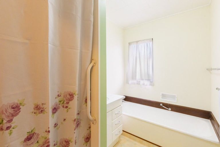 Photo of property in 2/29 Wellesley Road, Napier South, Napier, 4110