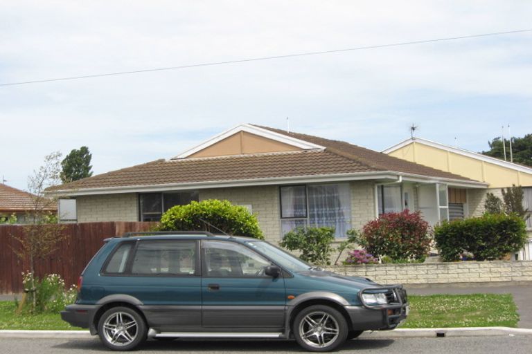 Photo of property in 1/40 Fairfield Avenue, Addington, Christchurch, 8024