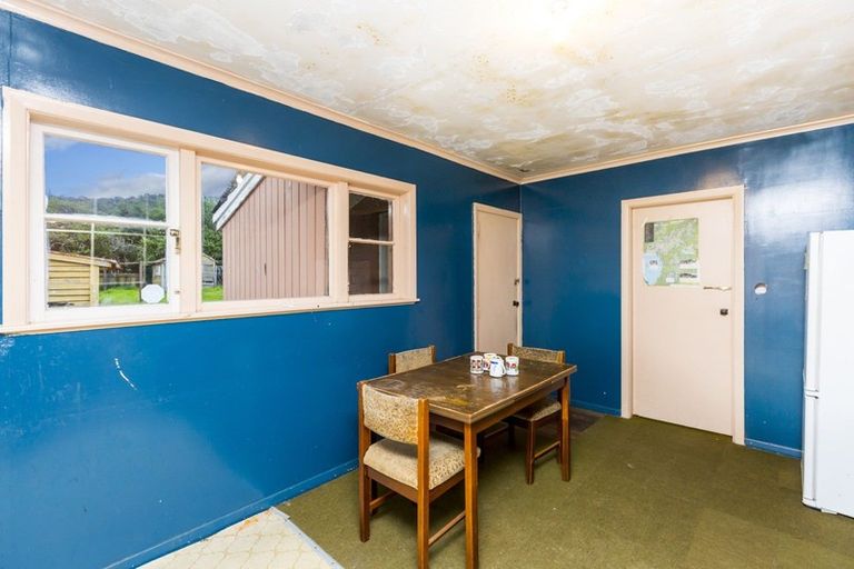 Photo of property in 70 Main Road, Wainuiomata, Lower Hutt, 5014