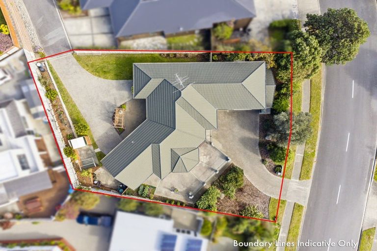 Photo of property in 111 Milne Drive, Paraparaumu, 5032