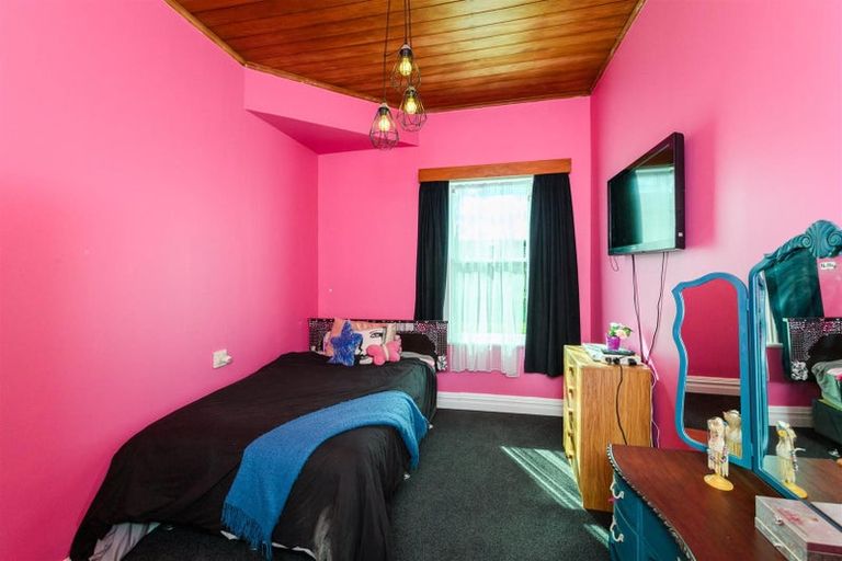 Photo of property in 8 Ngareta Street, Marton, 4710