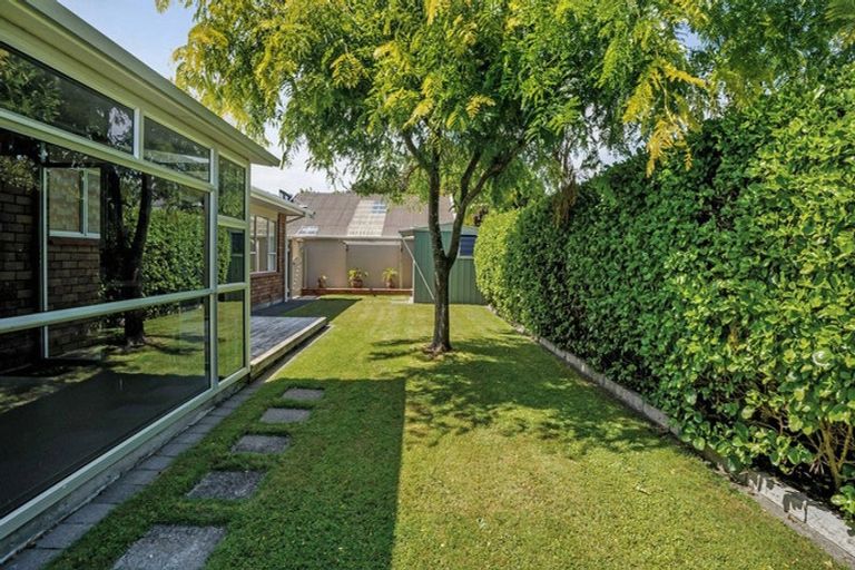 Photo of property in 14a Tokomaru Street, Welbourn, New Plymouth, 4312