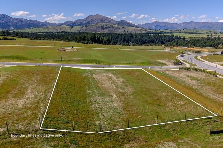 Photo of property in 3 Lauderdale Lane, Wanaka, 9305