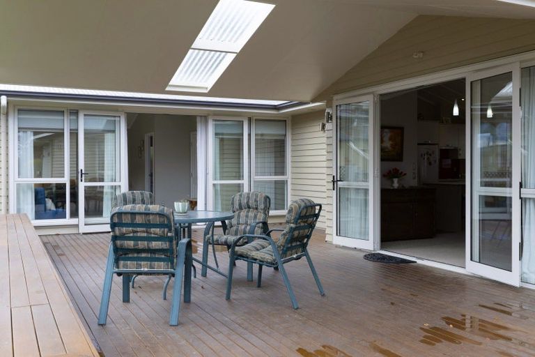 Photo of property in 12 Kurupae Road, Hilltop, Taupo, 3330