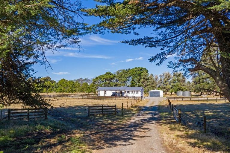 Photo of property in 92 Chester Road, Clareville, Carterton, 5791