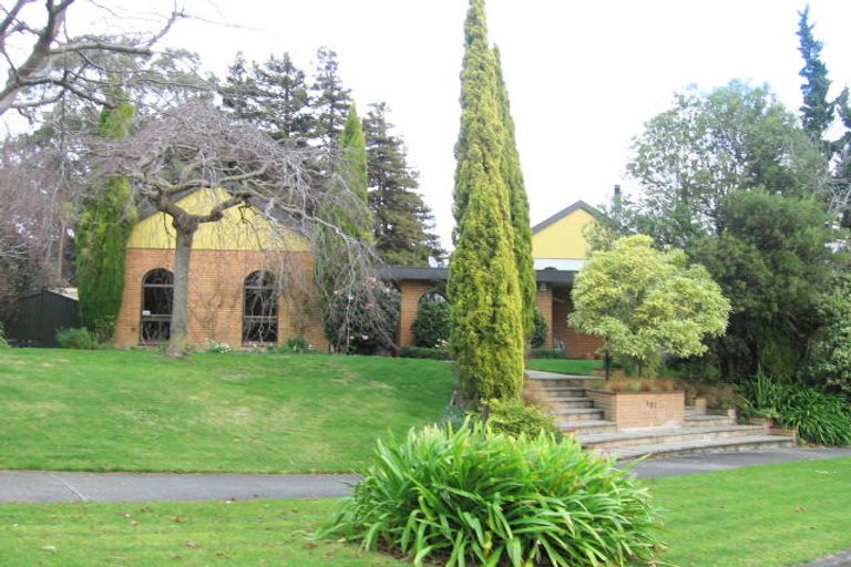 Photo of property in 101 Clifton Terrace, Fitzherbert, Palmerston North, 4410