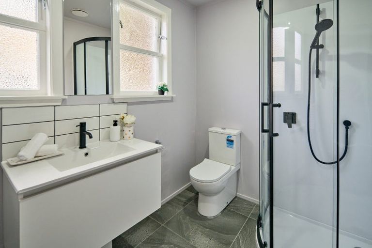 Photo of property in 62 Waddington Drive, Naenae, Lower Hutt, 5011