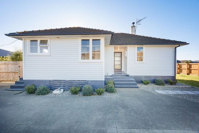 Photo of property in 2 Avon Terrace, Roslyn, Palmerston North, 4414