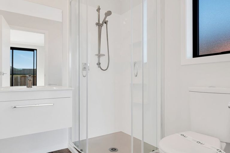 Photo of property in 33 Kiritiana Close, Pyes Pa, Tauranga, 3112