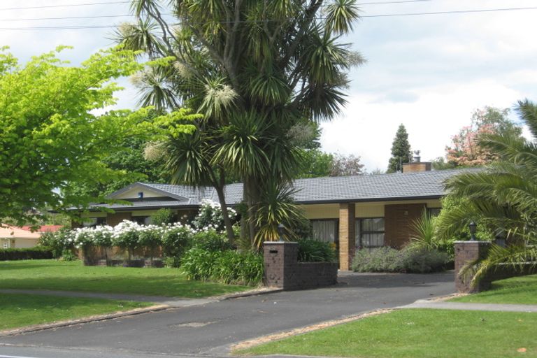 Photo of property in 262 Shakespeare Street, Leamington, Cambridge, 3432