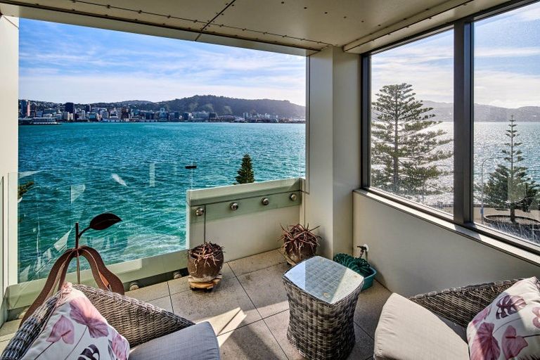 Photo of property in 318u9 Oriental Parade, Oriental Bay, Wellington, 6011