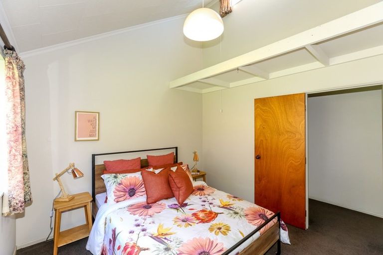 Photo of property in 1042 Carrington Road, Hurworth, New Plymouth, 4371