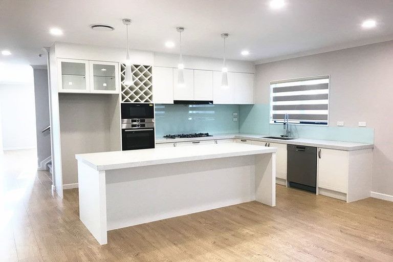 Photo of property in 8 Drover Close, Flat Bush, Auckland, 2019
