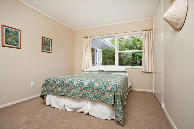 Photo of property in 9 Munstead Place, Hillcrest, Auckland, 0627