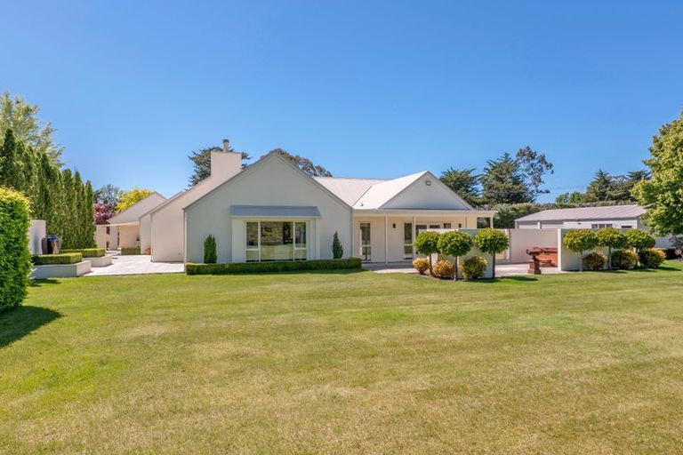 Photo of property in 1 Mcroberts Road, Ohoka, Rangiora, 7475