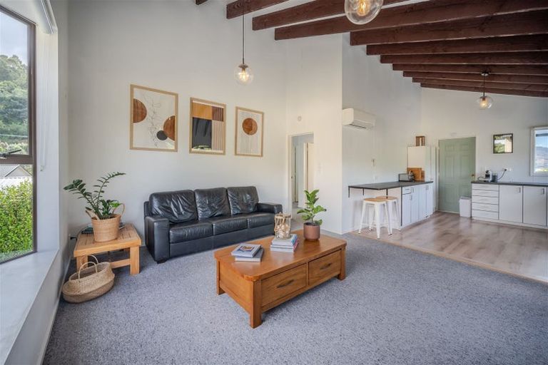 Photo of property in 37 Pawsons Valley Road, Duvauchelle, 7581