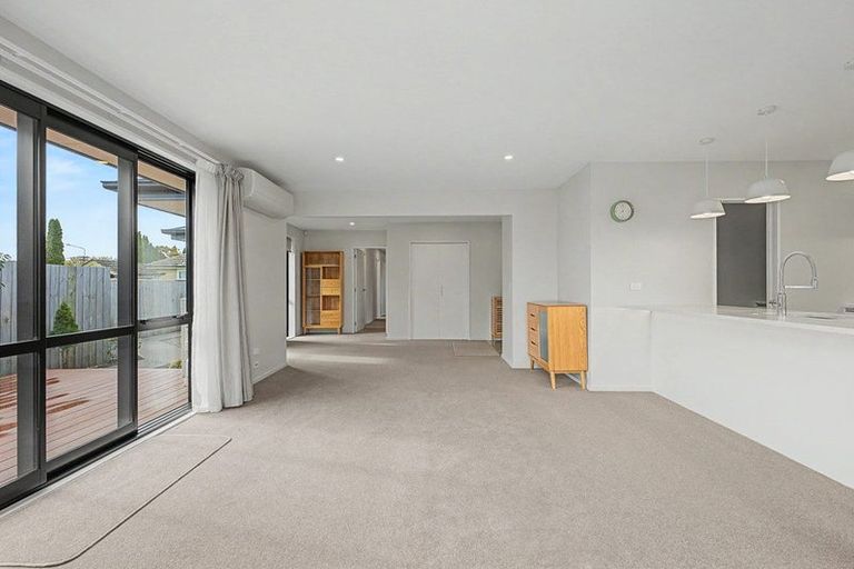 Photo of property in 74a Middleton Road, Upper Riccarton, Christchurch, 8041
