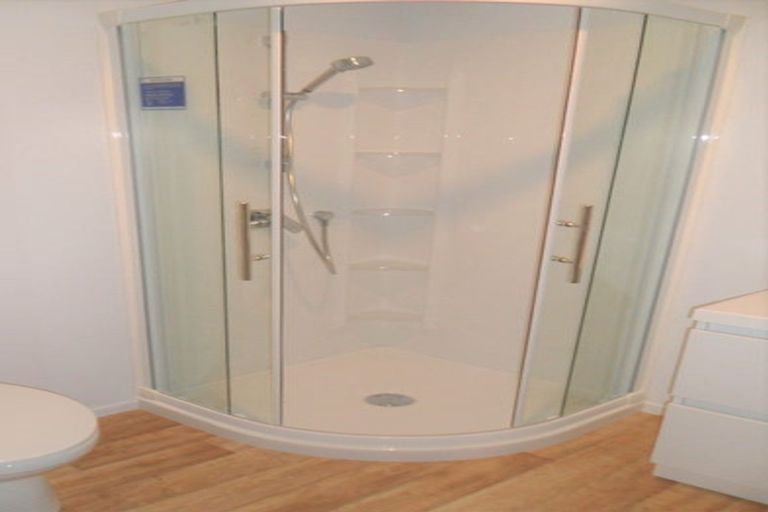 Photo of property in 8 Girton Terrace, Mount Cook, Wellington, 6021