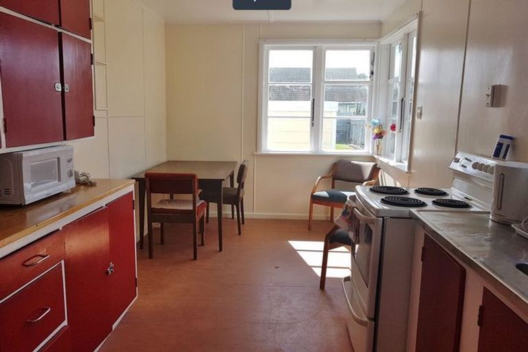 Photo of property in 6 Freyberg Terrace, Waipukurau, 4200