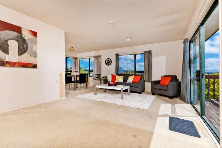 Photo of property in 21 Gala Place, Henderson, Auckland, 0612