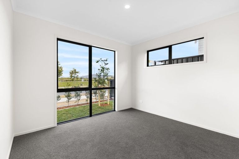 Photo of property in 67 Empire Crescent, Papamoa, 3118