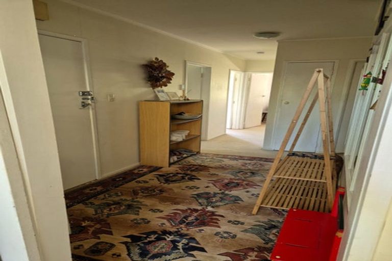 Photo of property in 6 Totara Grove, Hillcrest, Auckland, 0627