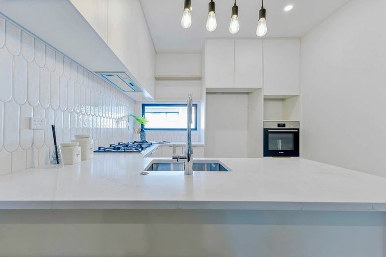 Photo of property in 44c Bruce Road, Glenfield, Auckland, 0629
