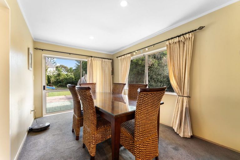 Photo of property in 4 Cloverfields Drive, Waimauku, 0812