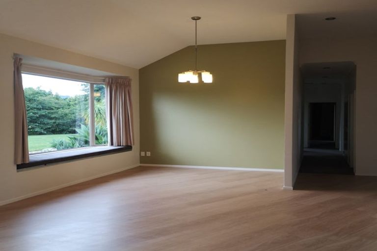 Photo of property in 182 Ramarama Road, Ramarama, Drury, 2579