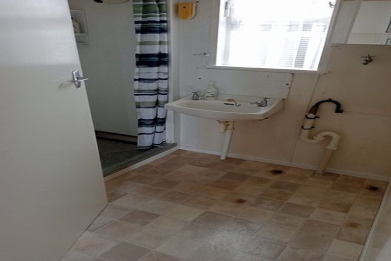 Photo of property in 10 Ogilvy Terrace, Plimmerton, Porirua, 5026