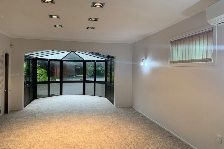 Photo of property in 16 Sinton Road, Hobsonville, Auckland, 0618