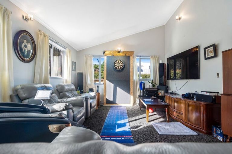 Photo of property in 22b Baird Street, Howick, Auckland, 2014