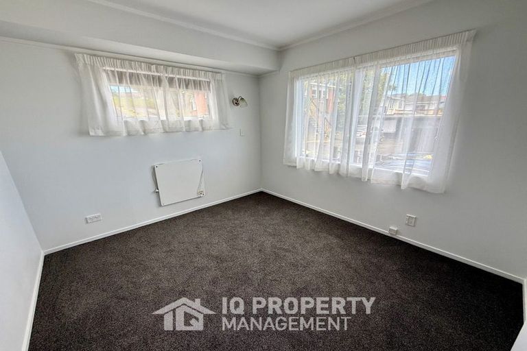 Photo of property in 452 Don Buck Road, Massey, Auckland, 0614