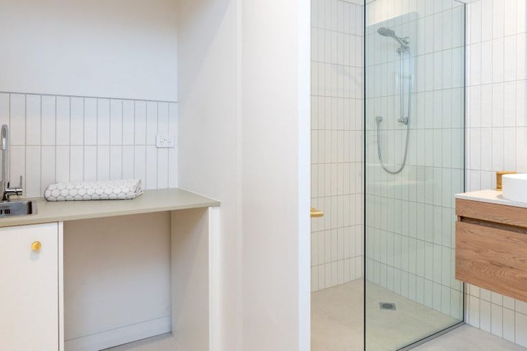 Photo of property in Hamilton Flats, 9a Hawker Street, Mount Victoria, Wellington, 6011