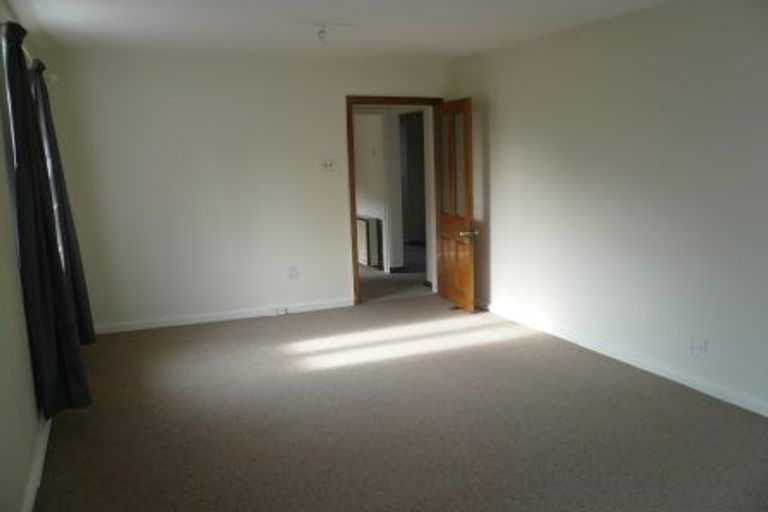 Photo of property in 20 Mcfaddens Road, St Albans, Christchurch, 8052