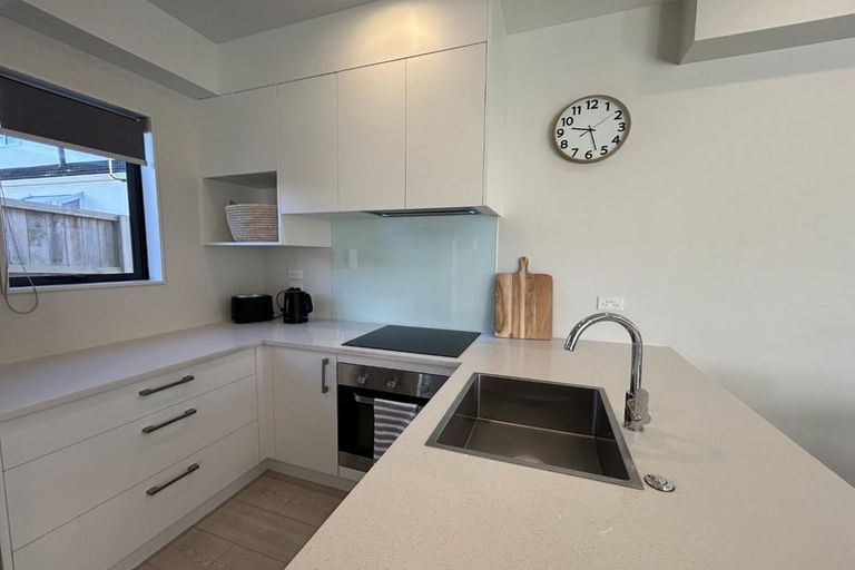 Photo of property in 6/39 Renata Crescent, Te Atatu Peninsula, Auckland, 0610