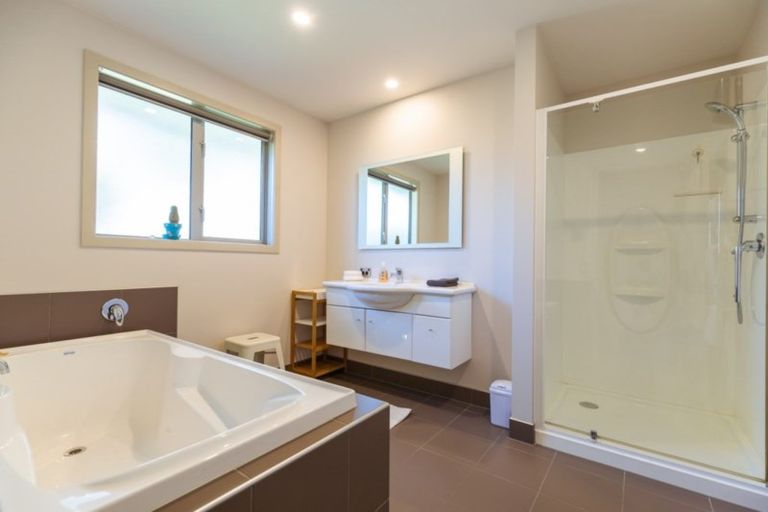 Photo of property in 50 Erskine Street, Lake Hayes, Queenstown, 9304