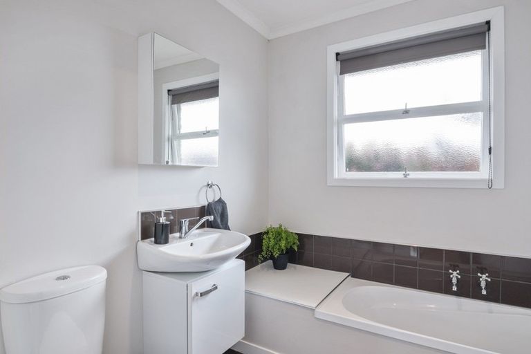 Photo of property in 22 Marlowe Street, Stoke, Nelson, 7011