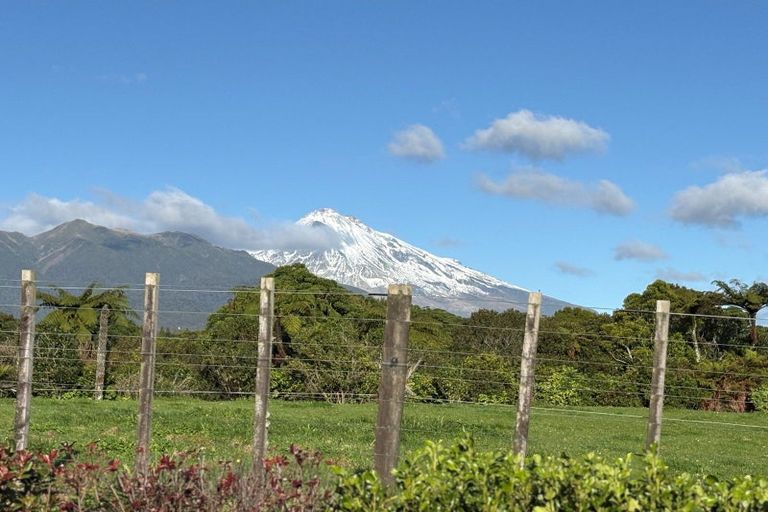 Photo of property in 169 Upper Pitone Road, Pitone, New Plymouth, 4374