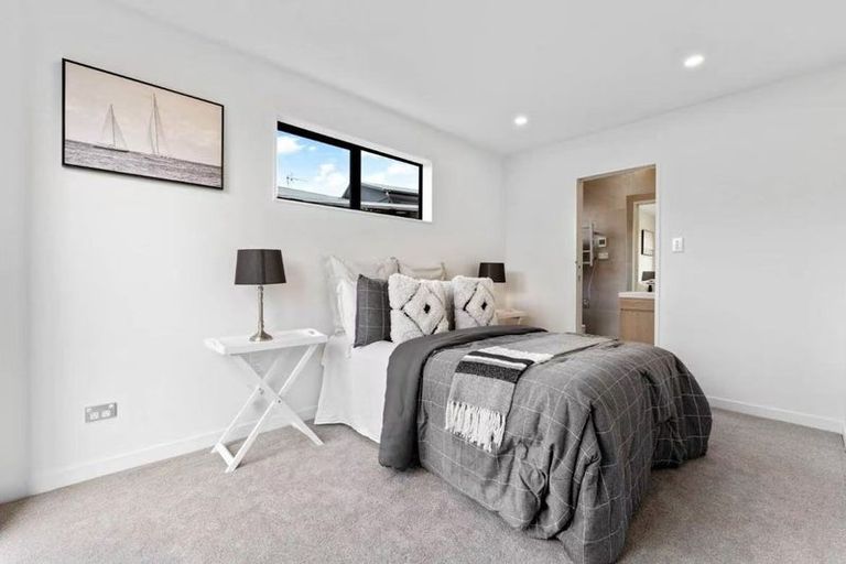 Photo of property in 7/12 Statesman Street, Henderson, Auckland, 0612