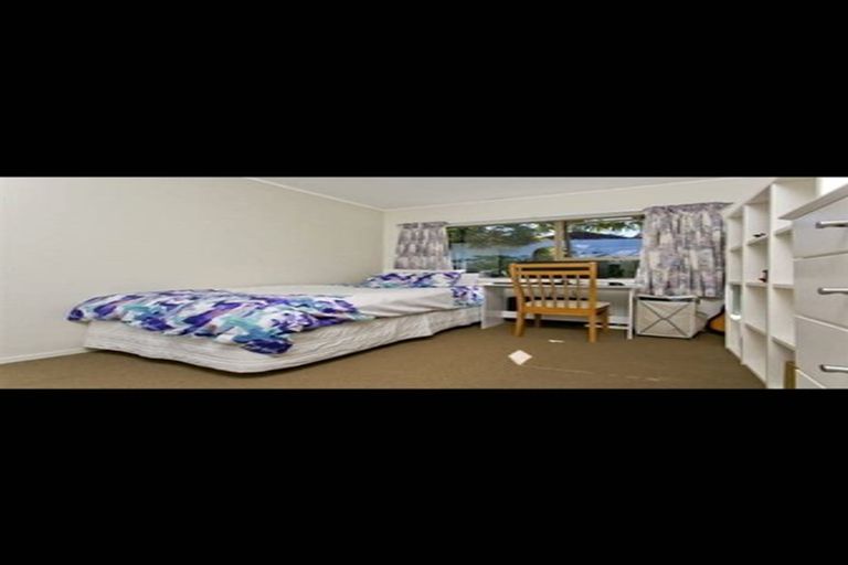 Photo of property in 13 King Richard Place, Browns Bay, Auckland, 0630