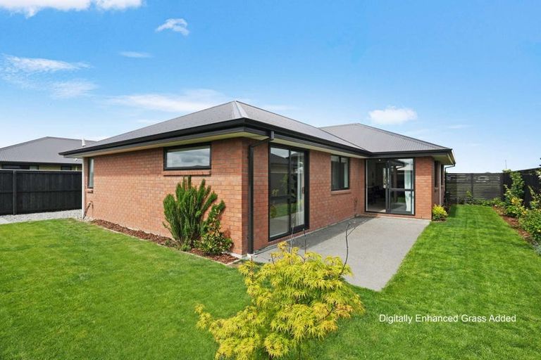 Photo of property in 13 Nepia Lane, Rolleston, 7615