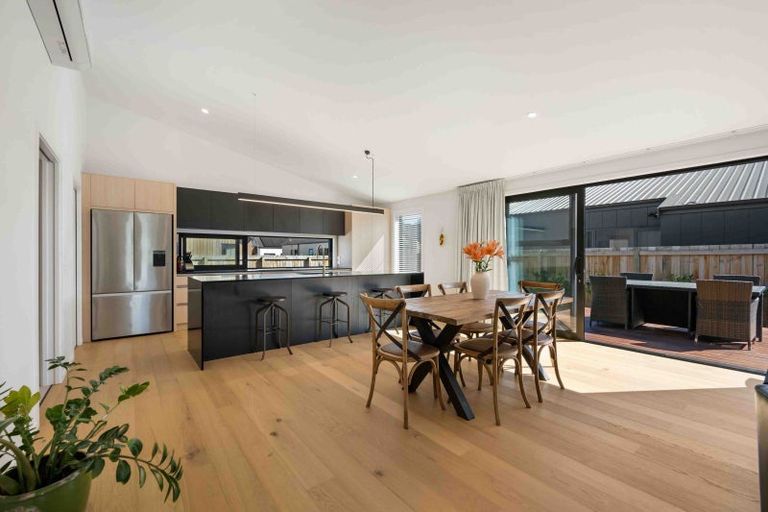 Photo of property in 6 Moonstone Street, Albert Town, Wanaka, 9305