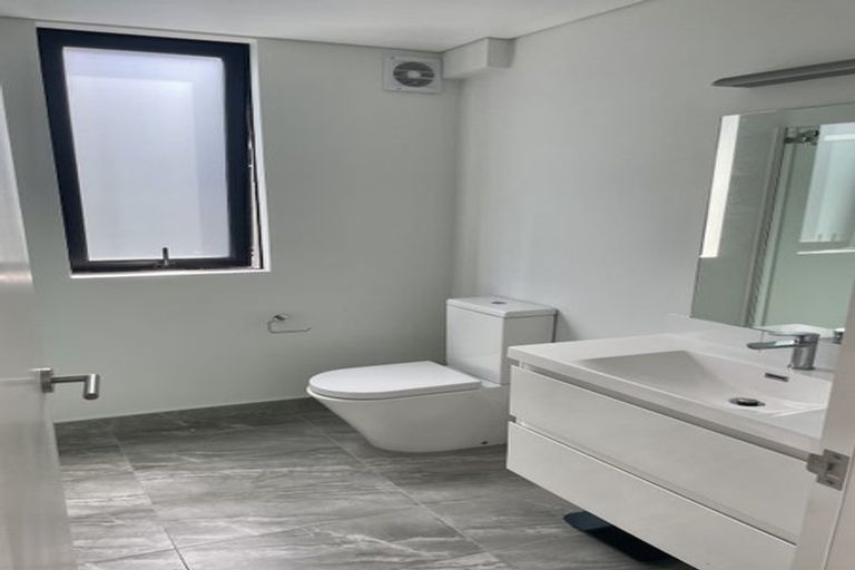 Photo of property in 13 Nugget Avenue, Hobsonville, Auckland, 0616